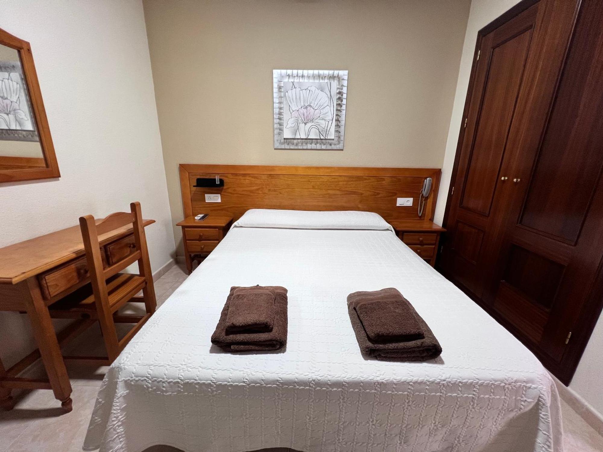 Hotel Don Juan Puente de Génave Eksteriør billede