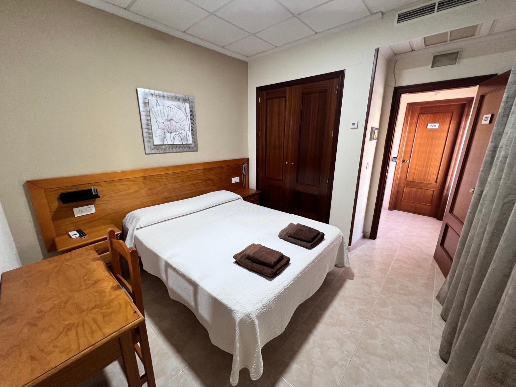 Hotel Don Juan Puente de Génave Eksteriør billede