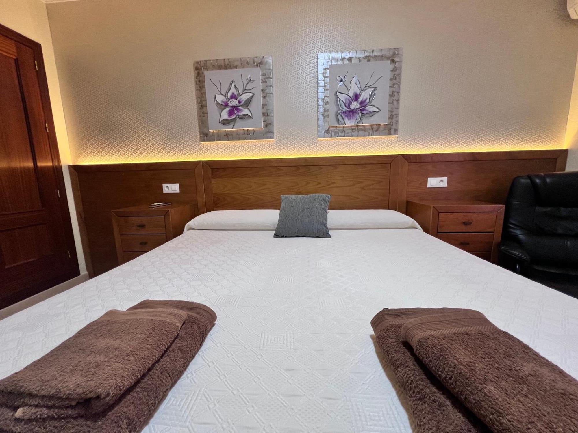 Hotel Don Juan Puente de Génave Eksteriør billede