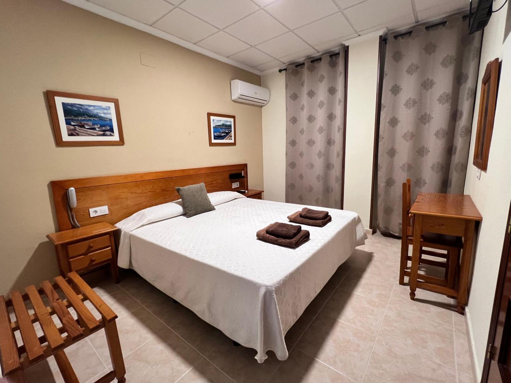 Hotel Don Juan Puente de Génave Eksteriør billede