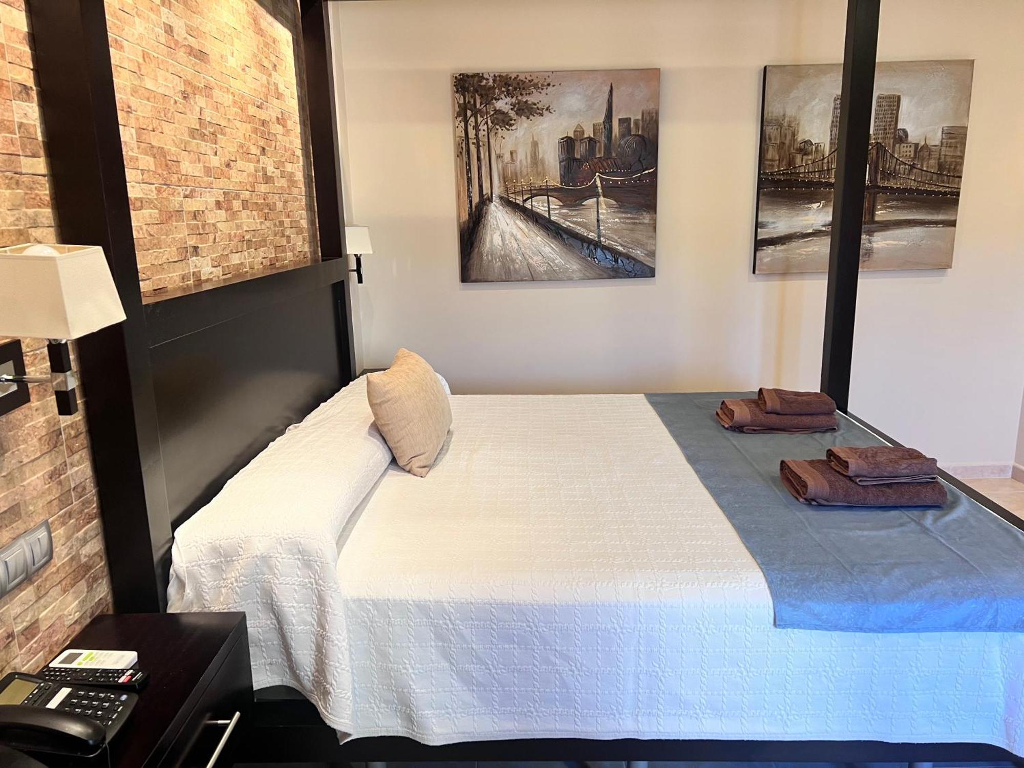 Hotel Don Juan Puente de Génave Eksteriør billede