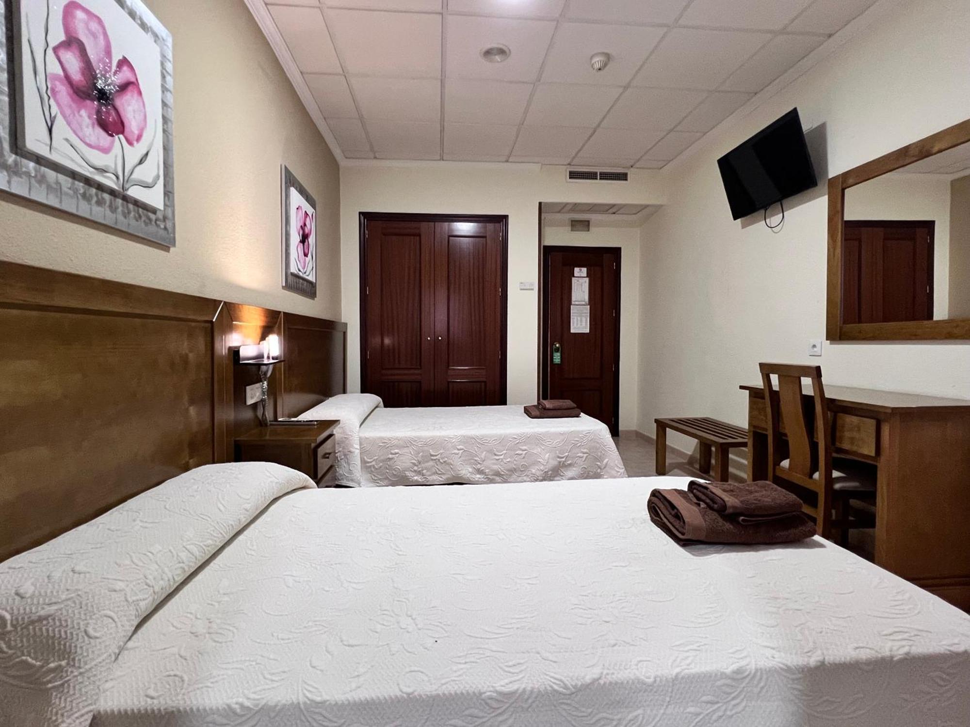 Hotel Don Juan Puente de Génave Eksteriør billede