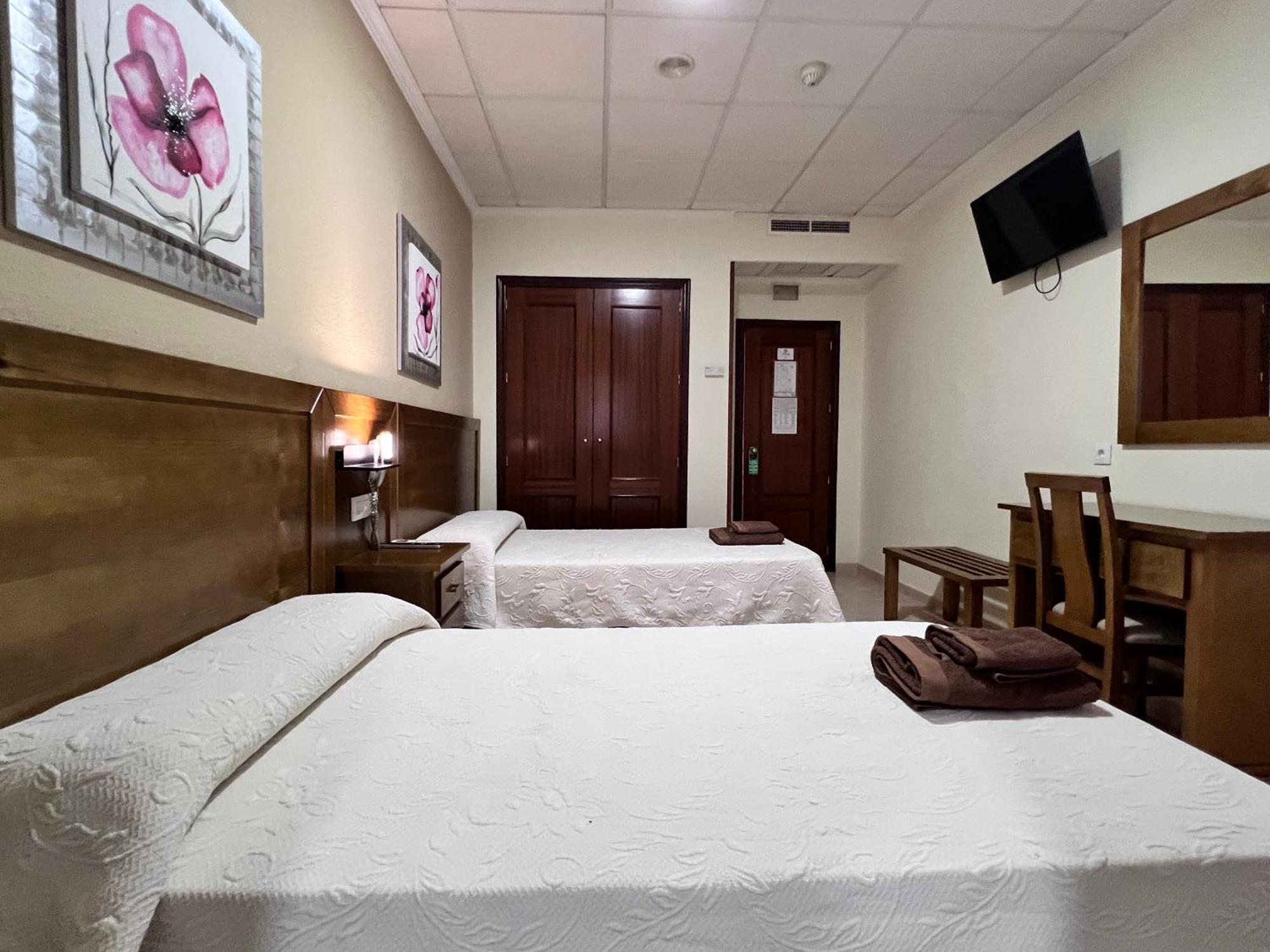 Hotel Don Juan Puente de Génave Eksteriør billede