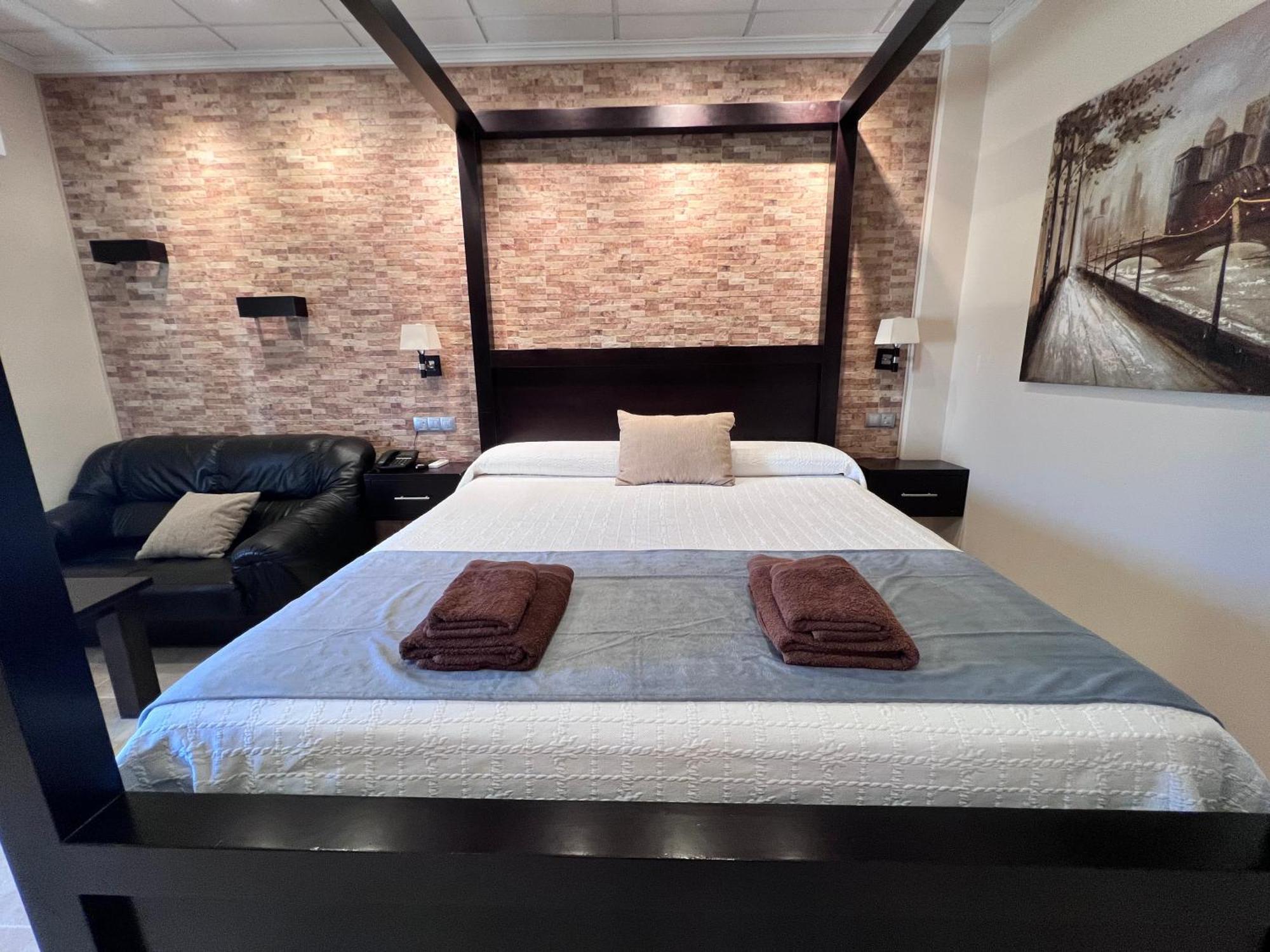 Hotel Don Juan Puente de Génave Eksteriør billede