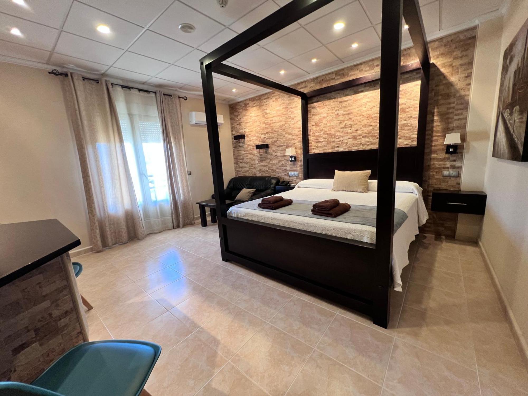 Hotel Don Juan Puente de Génave Eksteriør billede